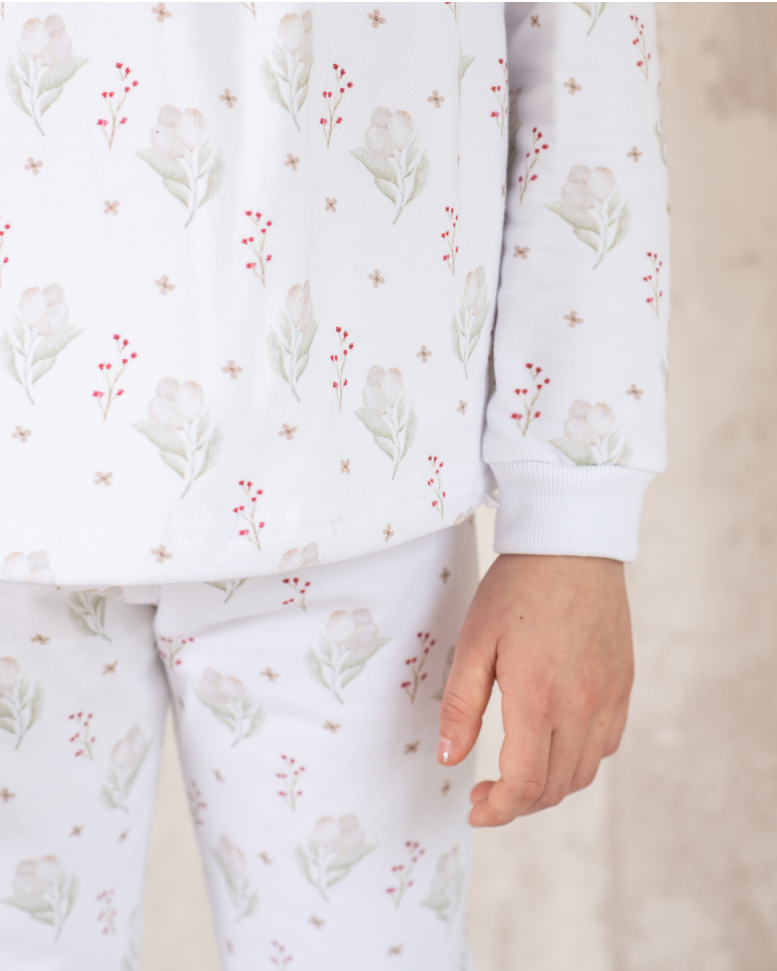 Pijama niña franela con diseños exclusivos de ilustradoras chilenas